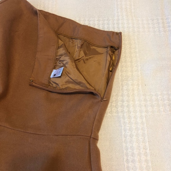 Beautiful women’s skirt! - Picture 3 of 12